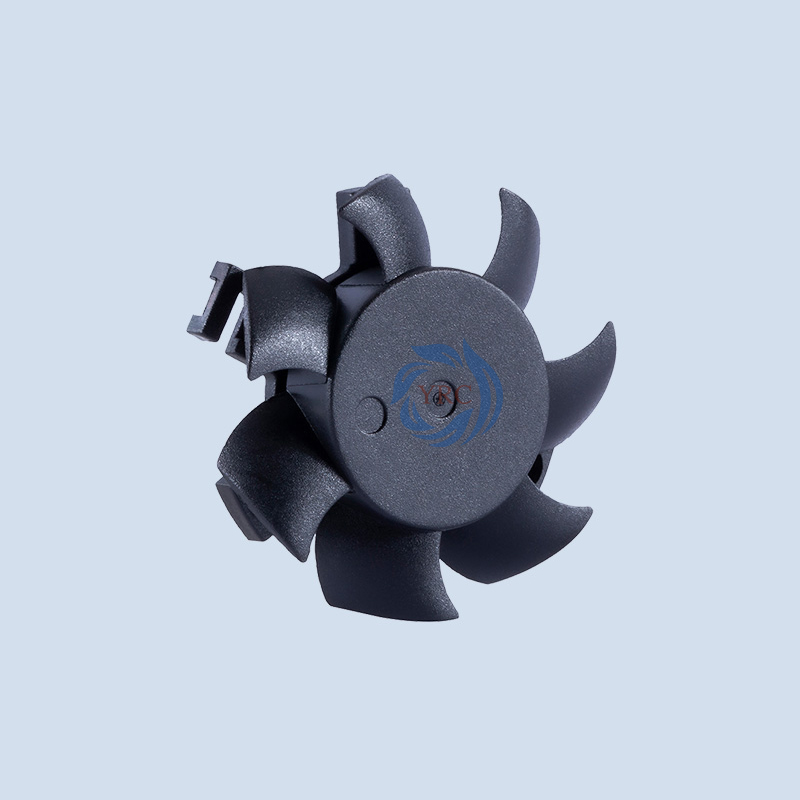 在不同尺寸和轉(zhuǎn)速下，橫流風(fēng)扇的散熱效果有何差異？